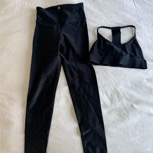 Noli Black High-Rise Leather-esque Leggings & Matching Bra